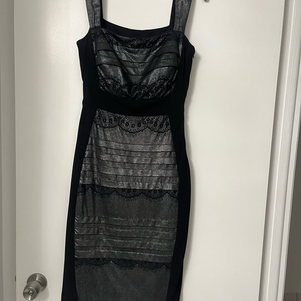 Black Sleeveless Sheath Midi Dress